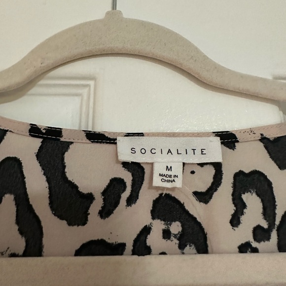 Socialite Leopard Cheetah Animal Print Long Sleeve Dress Womens Medium NEW - Picture 3 of 8